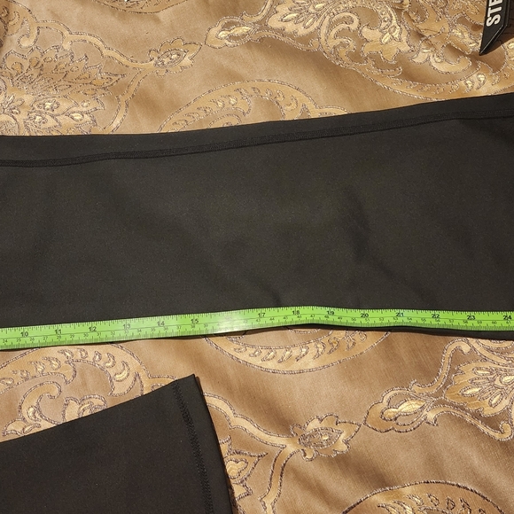 ALO Yoga Black Hoodie & PANTS Size Medium - Picture 7 of 8